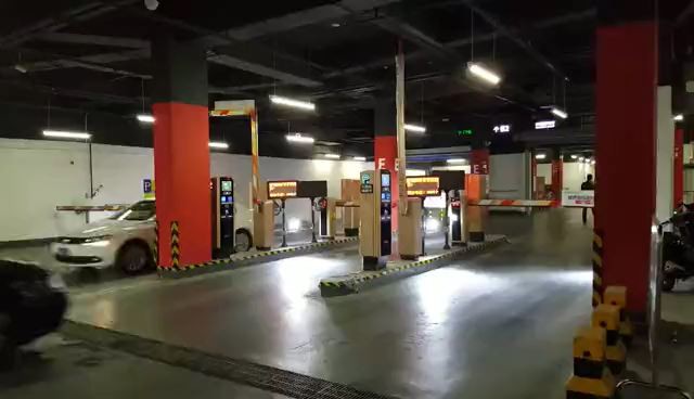 Automatic Number Plate Recognition Vehicle Software Parking System